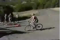 Fahrradsprung geht schief