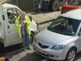 Frau können doch einparken.